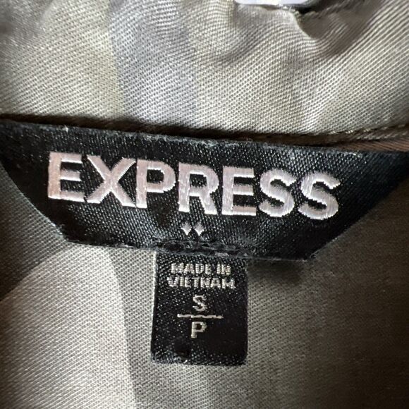 Express Women Small Camouflage Green Boyfriend Fit Long Sleeve Button‎ Top - Picture 2 of 6